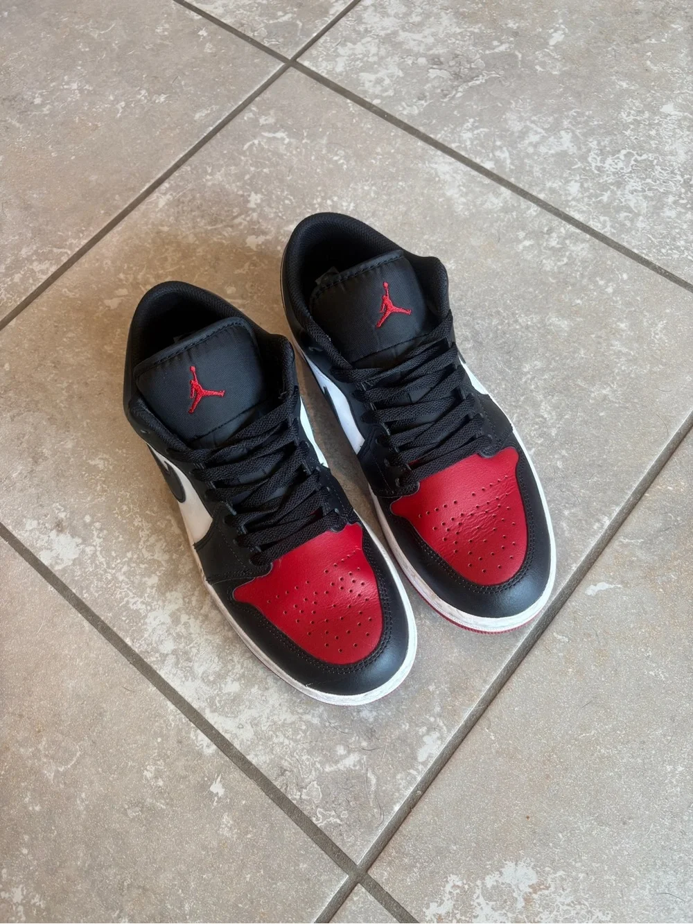 Nike low top